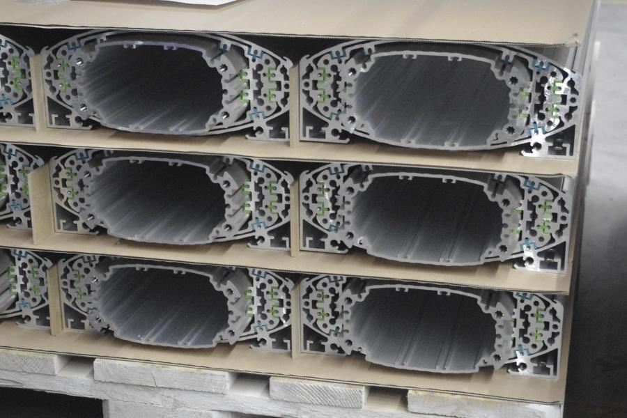 telescopic-lifters
